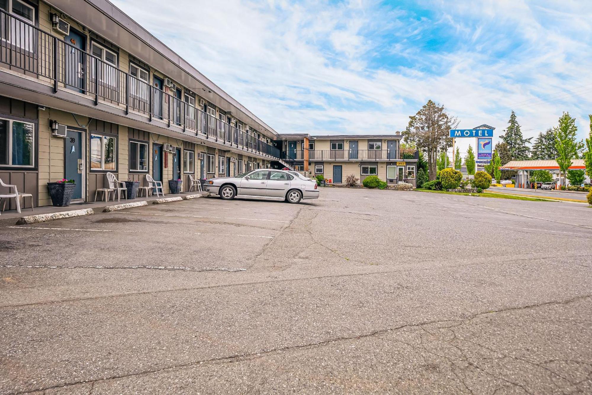 Bluebird Motel Nanaimo Exterior foto